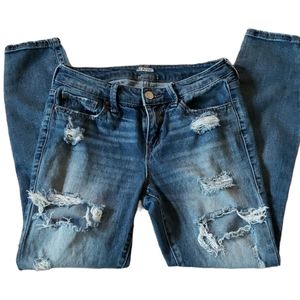 Project Runway Jeans Distressed. Size 4